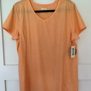 NWT Duluth Trading Co Women's Armichillo V-Neck Orange Tee